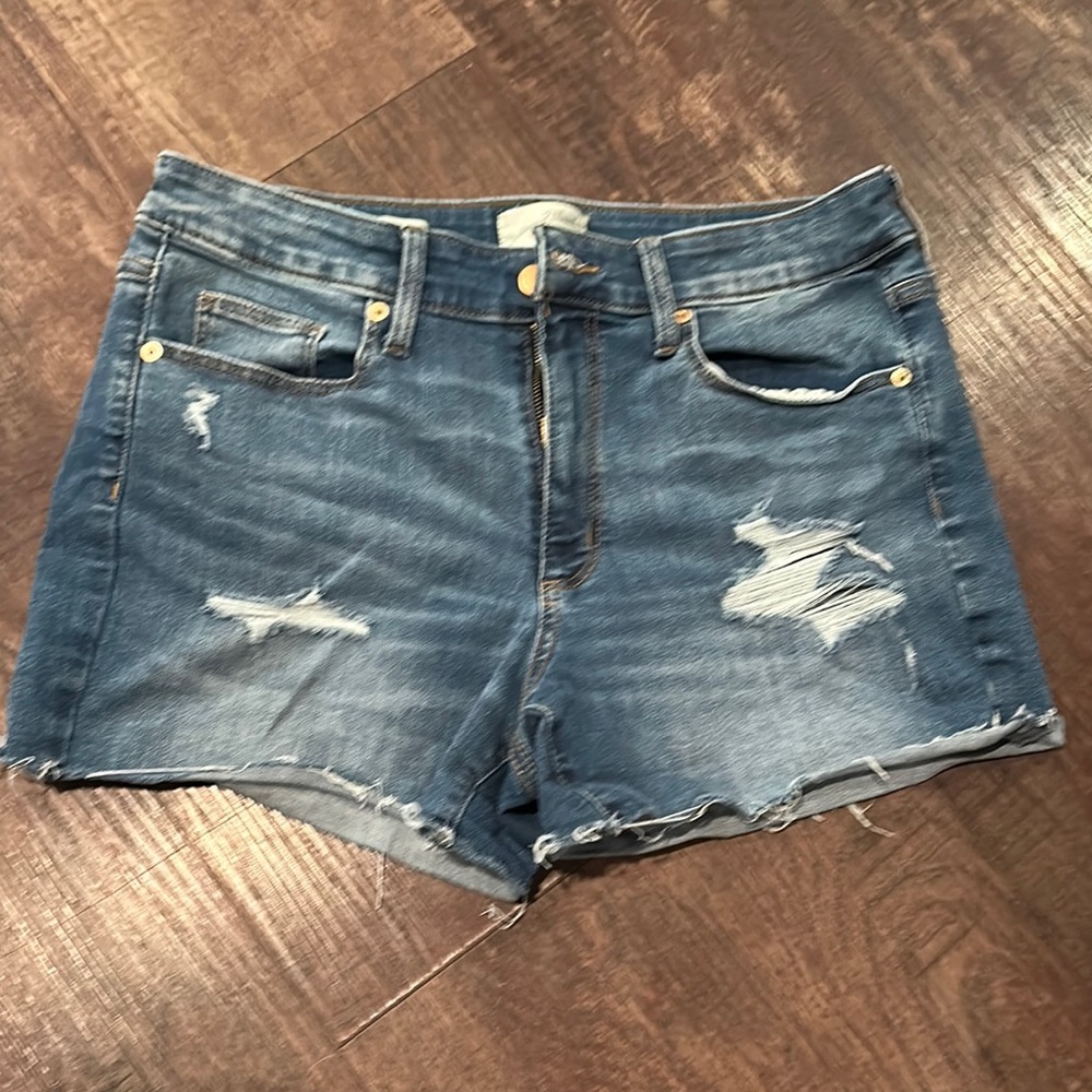 Universal Thread Blue Jean Shorts Distressed Mid-Thigh